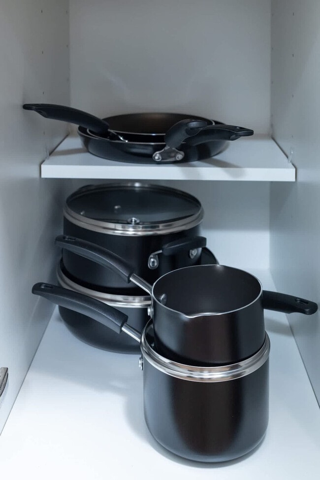 Building Photo - 360 Foley St