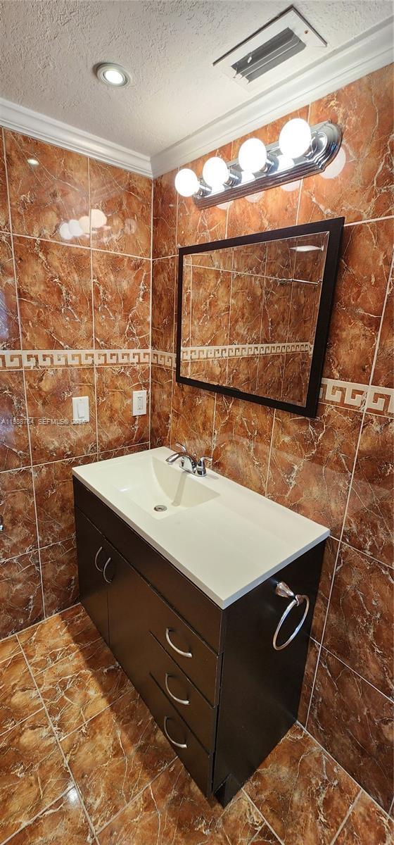 Building Photo - 18810 NW 57th Ave