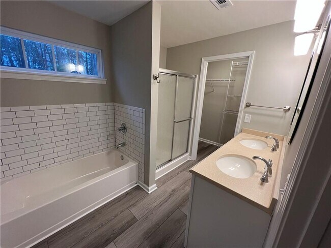 Building Photo - 6590 A C Smith Rd