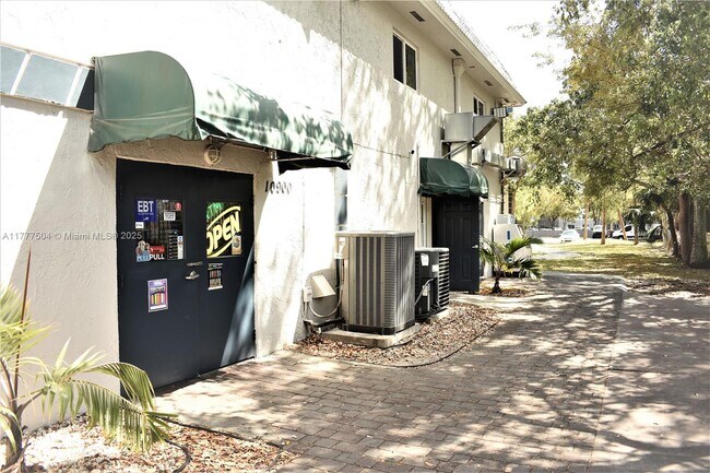 Building Photo - 11050 SW 196th St