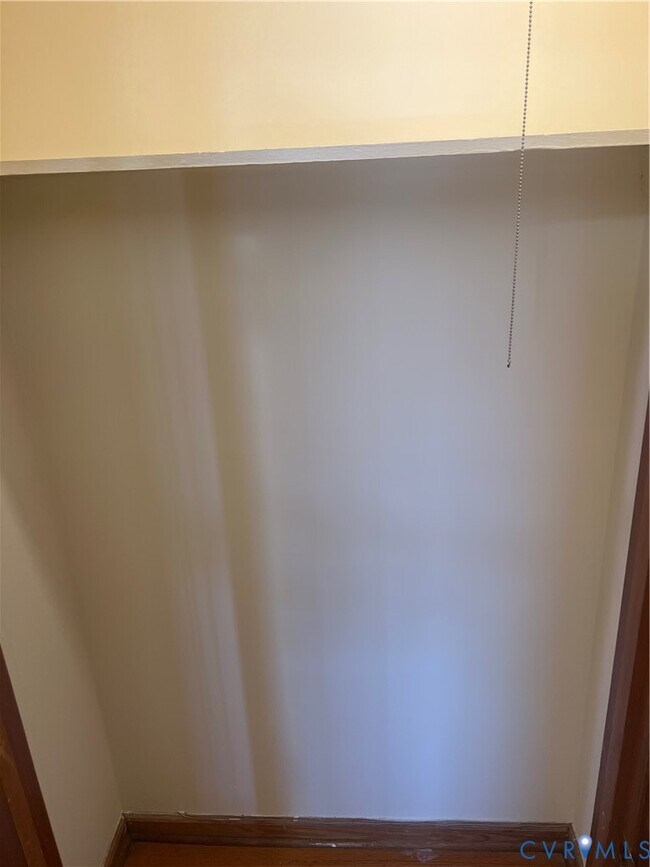 Building Photo - 3308 Woodlawn St