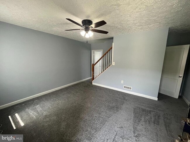 Building Photo - 7118 Eastbrook Ave