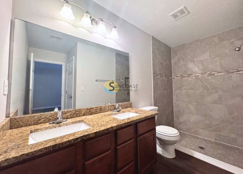 Building Photo - 7625 Leafy Forest Way