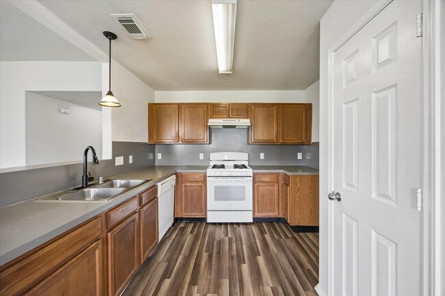 Building Photo - 2614 Balsam Ridge Way