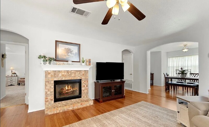 Building Photo - 3912 Haleys Way