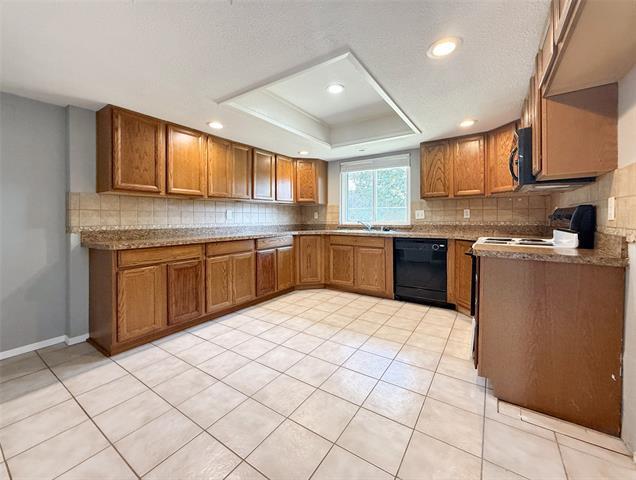 Building Photo - 405 Peninsula Dr