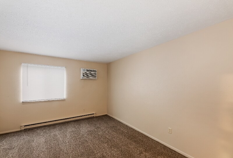 Building Photo - 4668 Talmadge Rd