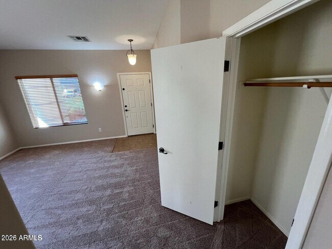 Building Photo - 714 W Spruell Ave