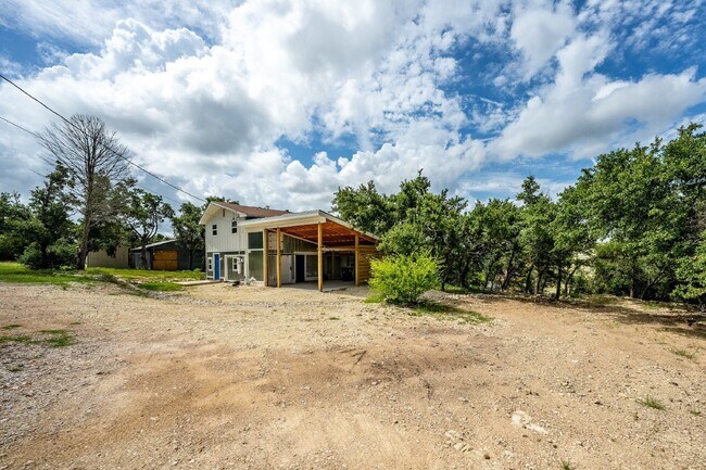 Building Photo - 10011 Little Creek Cir