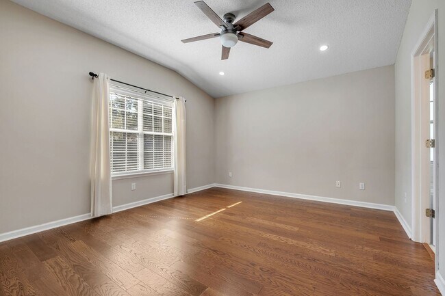 Building Photo - NE Tallahassee Home in the Villages at Maclay