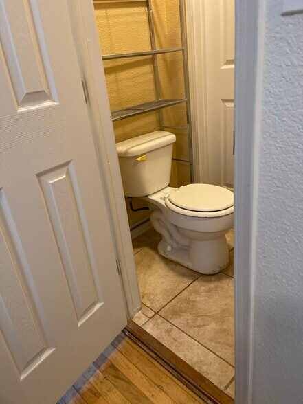 Building Photo - 4505 Pershing Dr