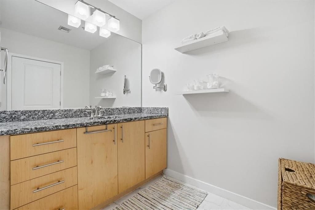 Building Photo - 923 Peachtree St NE