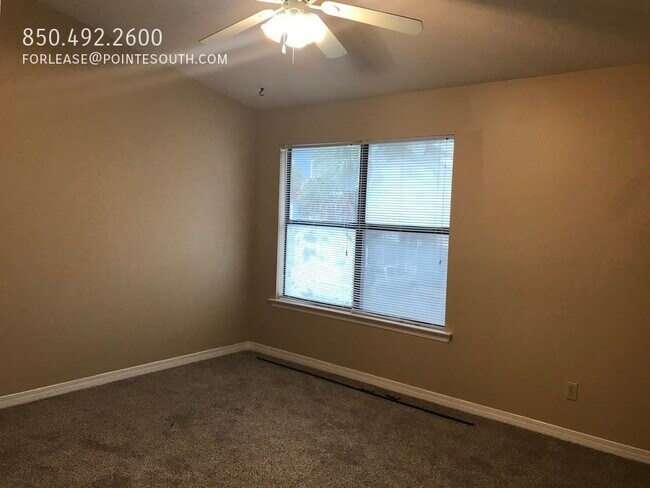 Building Photo - 413 Waterway Ln