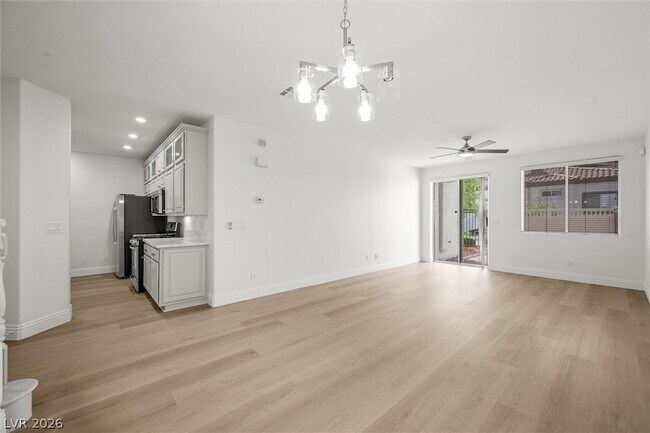 Building Photo - 1087 Luna Eclipse Ln