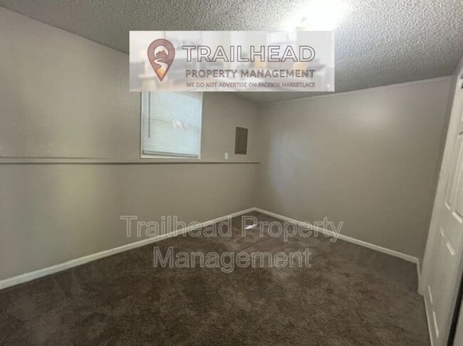 Building Photo - 7808 E 130th Ct