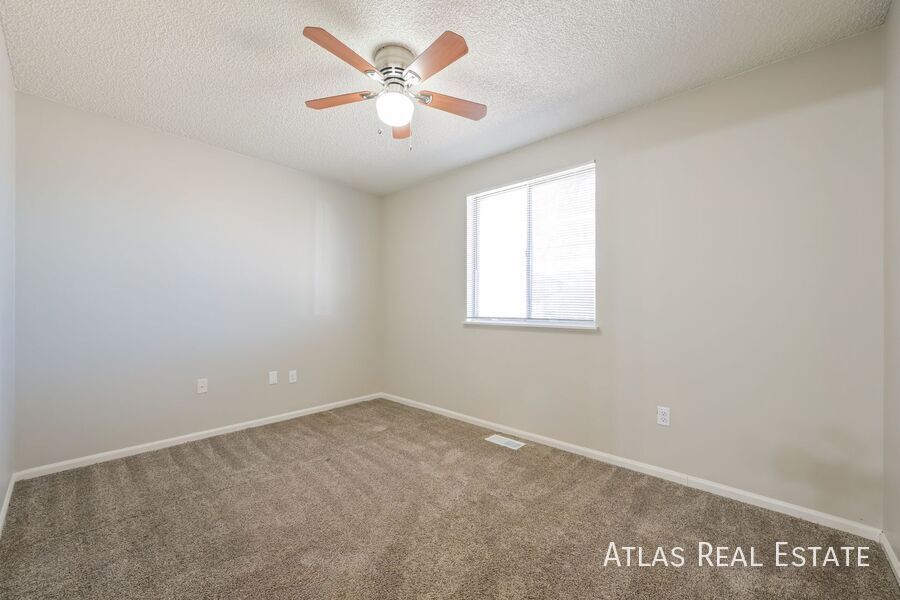 Building Photo - 15876 E Cornell Pl