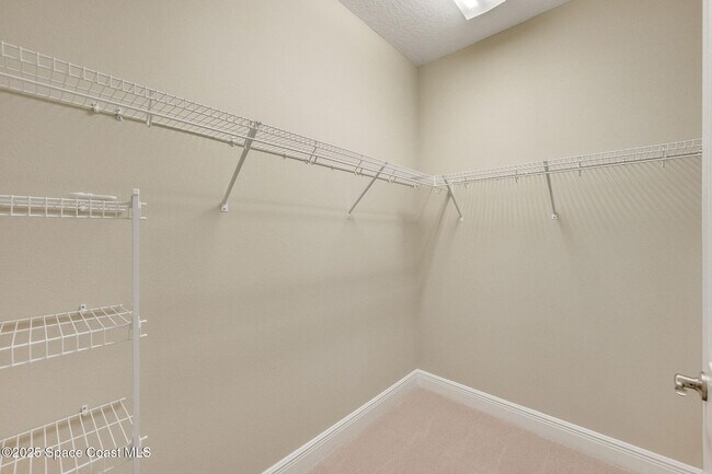 Building Photo - 2810 Amethyst Way