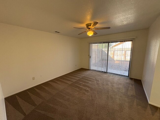 Building Photo - NW Condo coming soon!