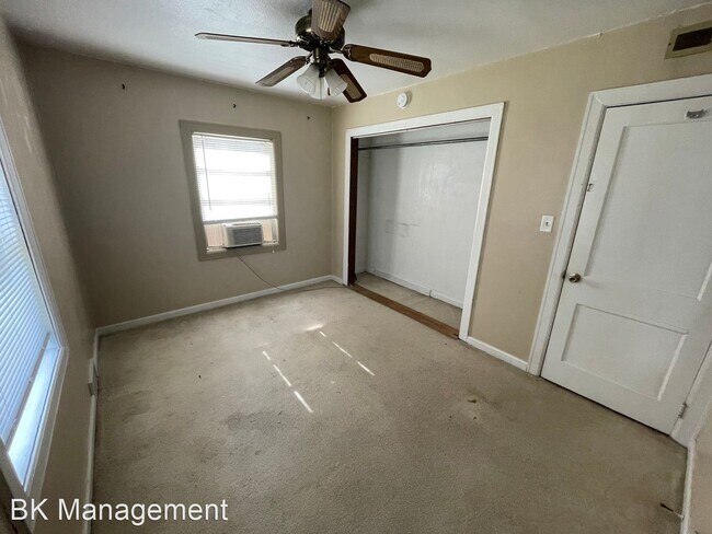 Building Photo - 3 br, 1 bath House - 211 Dehart St