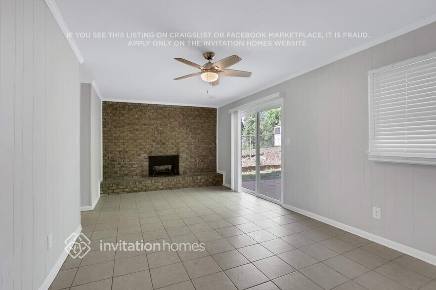 Building Photo - 2737 Knollview Dr