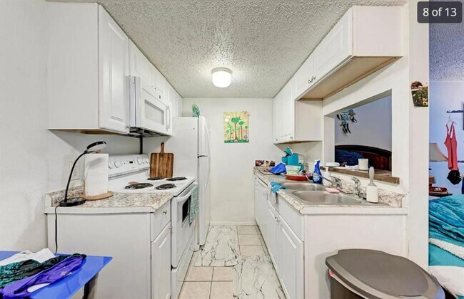 Primary Photo - 306 E 30th St
