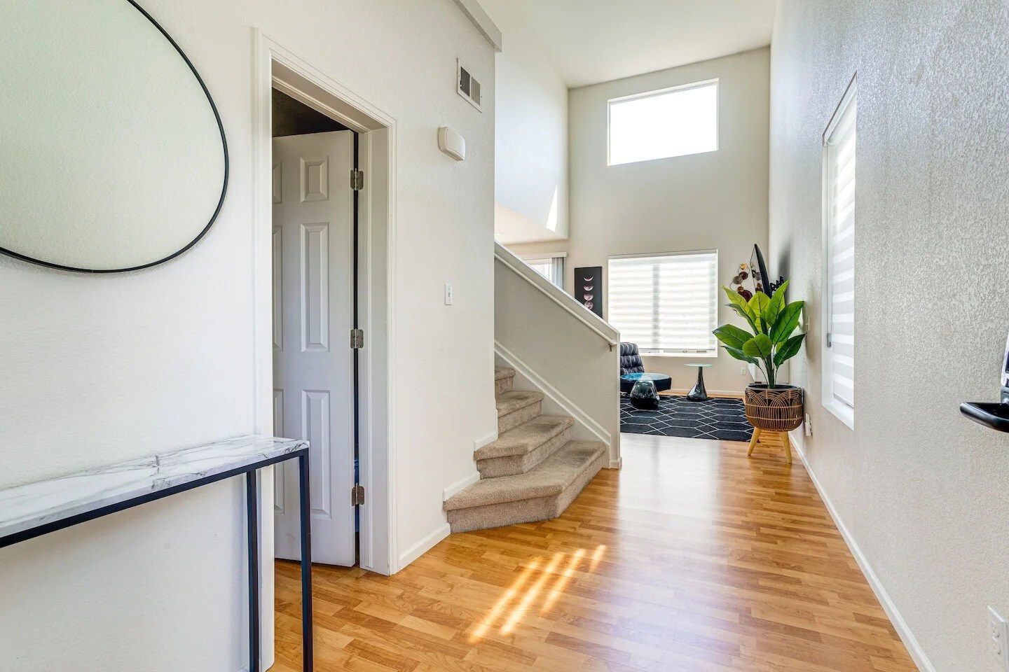 Building Photo - 5546 Lisbon St