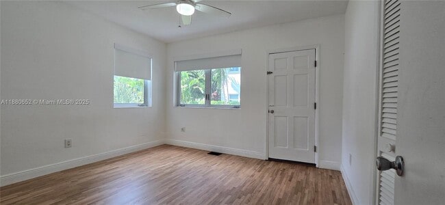 Building Photo - 3915 Ponce de Leon Blvd