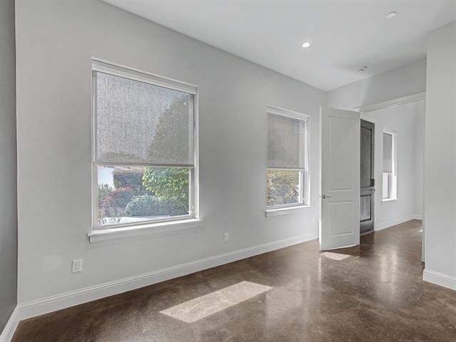 Building Photo - 101 Decker Ct