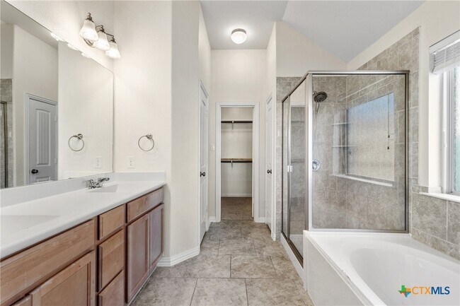 Building Photo - 1025 Arvada Dr