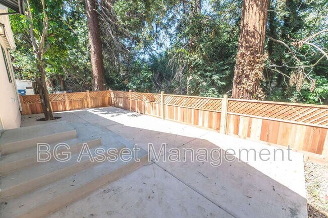 Building Photo - 2807 Sabral Cir