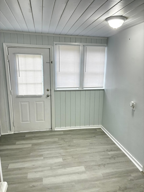 Building Photo - 7651 Hammond Blvd