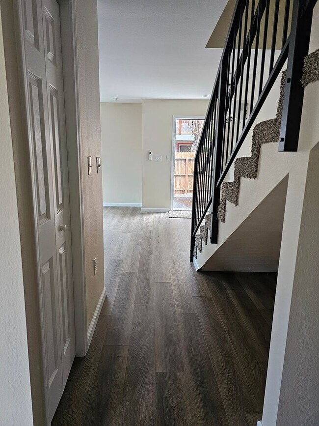 Building Photo - Beautiful New Construction Duplex in Carso...
