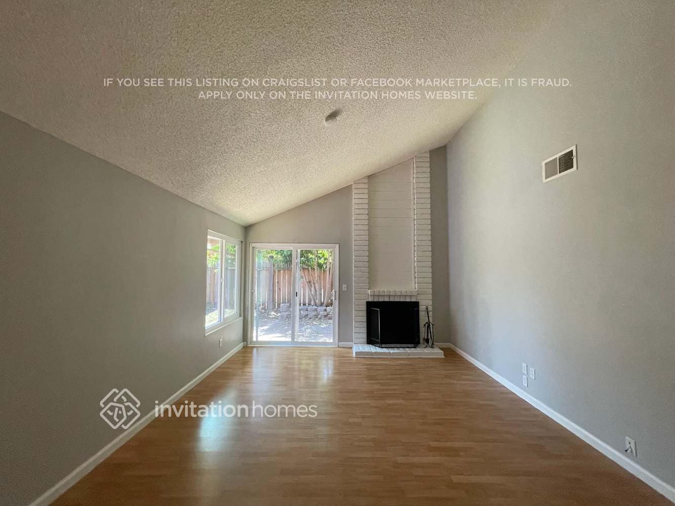Building Photo - 724 Sandy Brook Ct