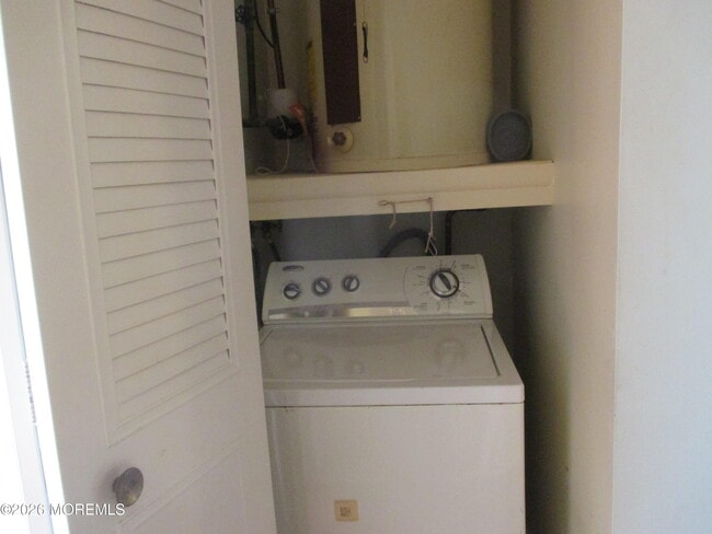 Building Photo - 365D Chesterfield Ct