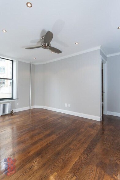 Building Photo - East 5th Street