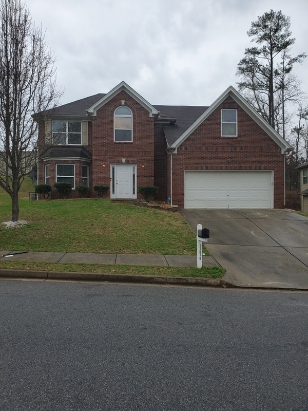 Building Photo - 11070 Southwood Dr