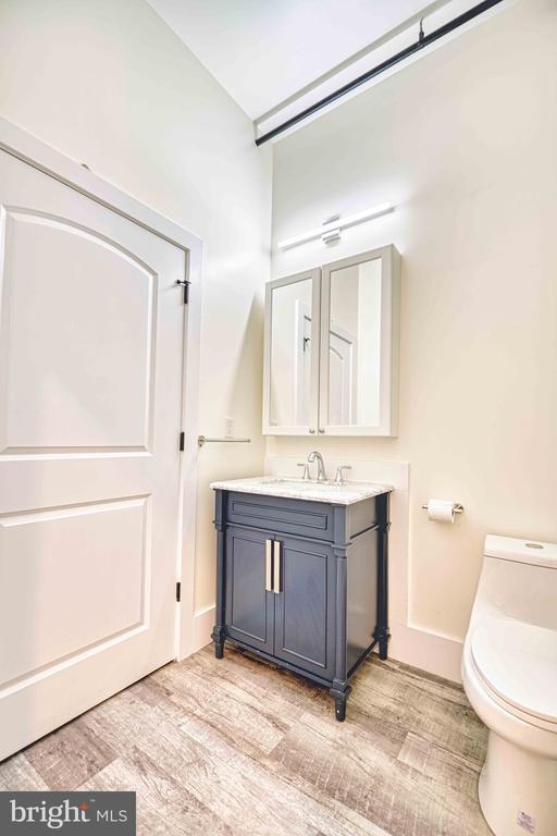 Building Photo - 177 Chestnut St