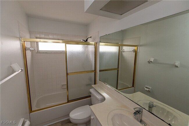 Building Photo - 8204 Breton Cir