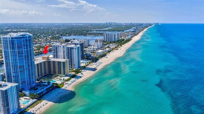 Building Photo - 2501 S Ocean Dr