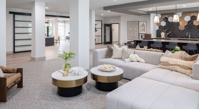 Building Photo - 10800 Hammerly Blvd