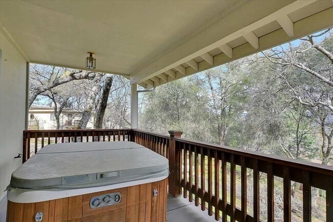 Building Photo - 12126 Waxwing Ct