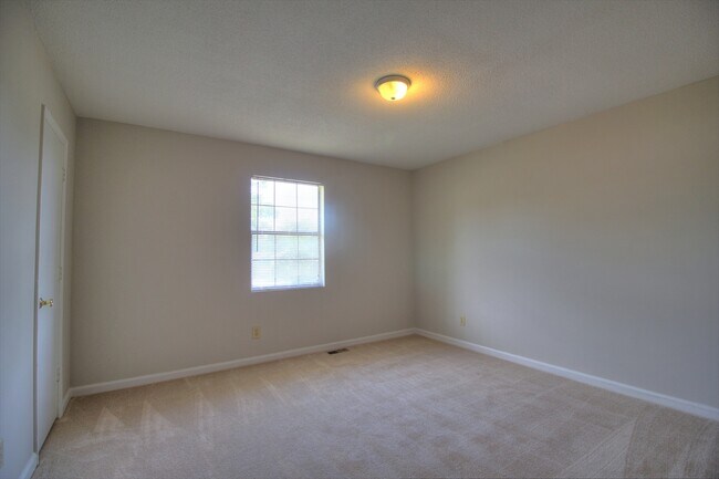 Building Photo - 1306 Marne Ave