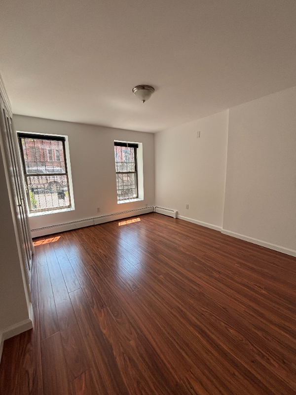 Building Photo - 379 Herkimer St