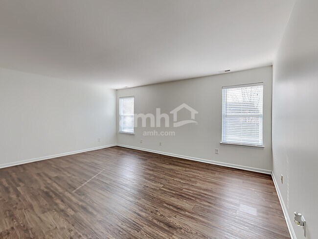 Building Photo - 5536 Stowe Derby Dr