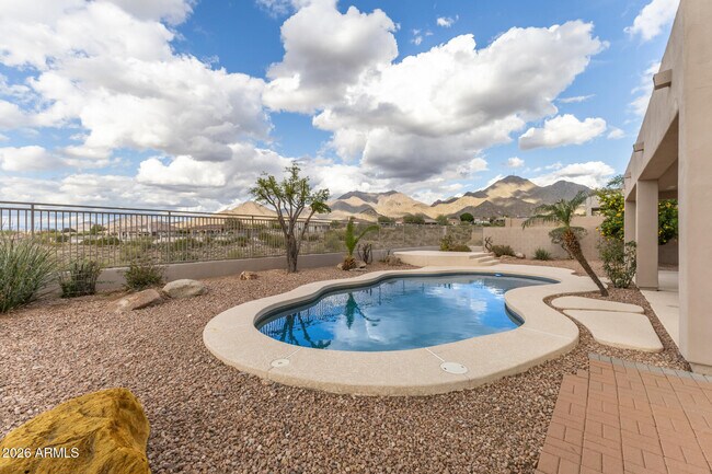 Building Photo - 10872 E Raintree Dr