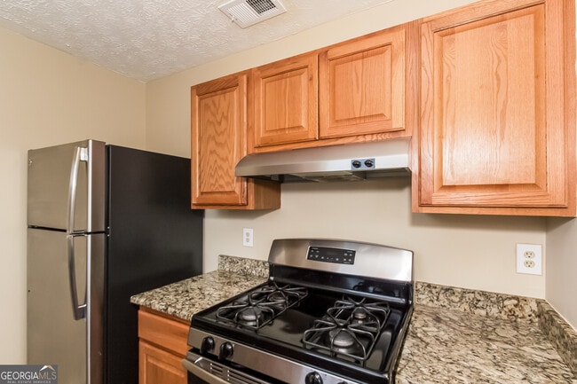 Building Photo - 3048 Laurengate Dr