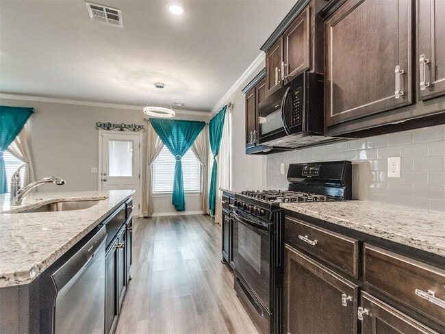 Building Photo - 14805 Gravity Falls Ln