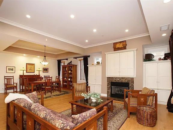 Building Photo - "Luxurious Living Awaits: Spacious 2-Bed, 3-Bath Apartment in Prime Clayton Location!"