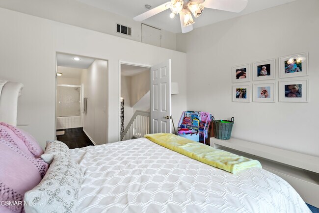 Building Photo - 4894 Santo Dr
