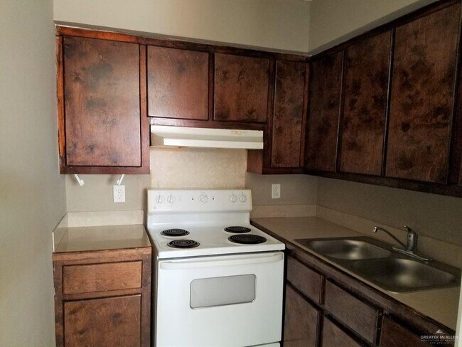 Building Photo - 19 Washington Ave